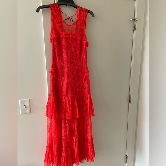 ALEXIS, Size M, Poppy-red Peekaboo Lace MIDI Dress - Picture 5 of 8
